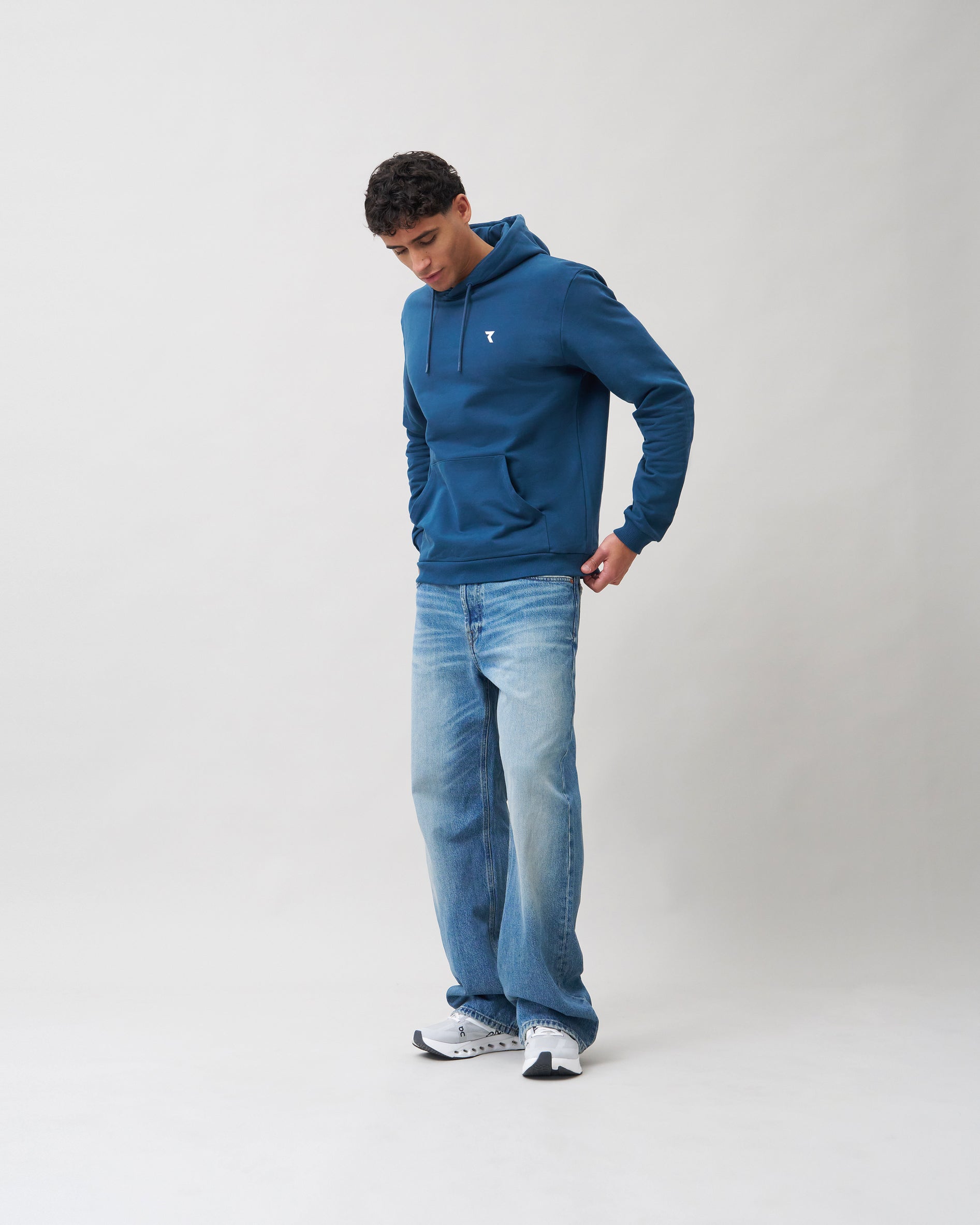 8907XICE;model