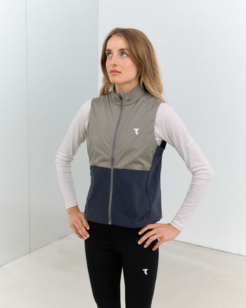 Lookbook Phantom Running Insulated Vest Women 46