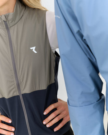Lookbook Phantom Running Insulated Vest Women 47
