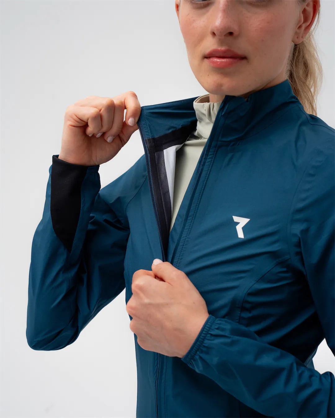Signature Cycling Rain Jacket Women