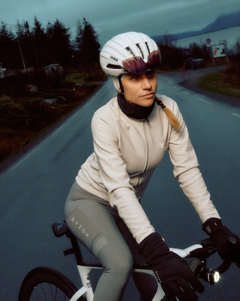 Lookbook Signature Cycling Thermal Bib Tights Women 27