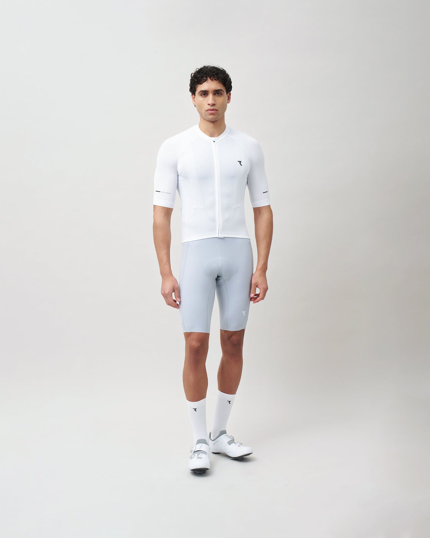 7028XXAW;model