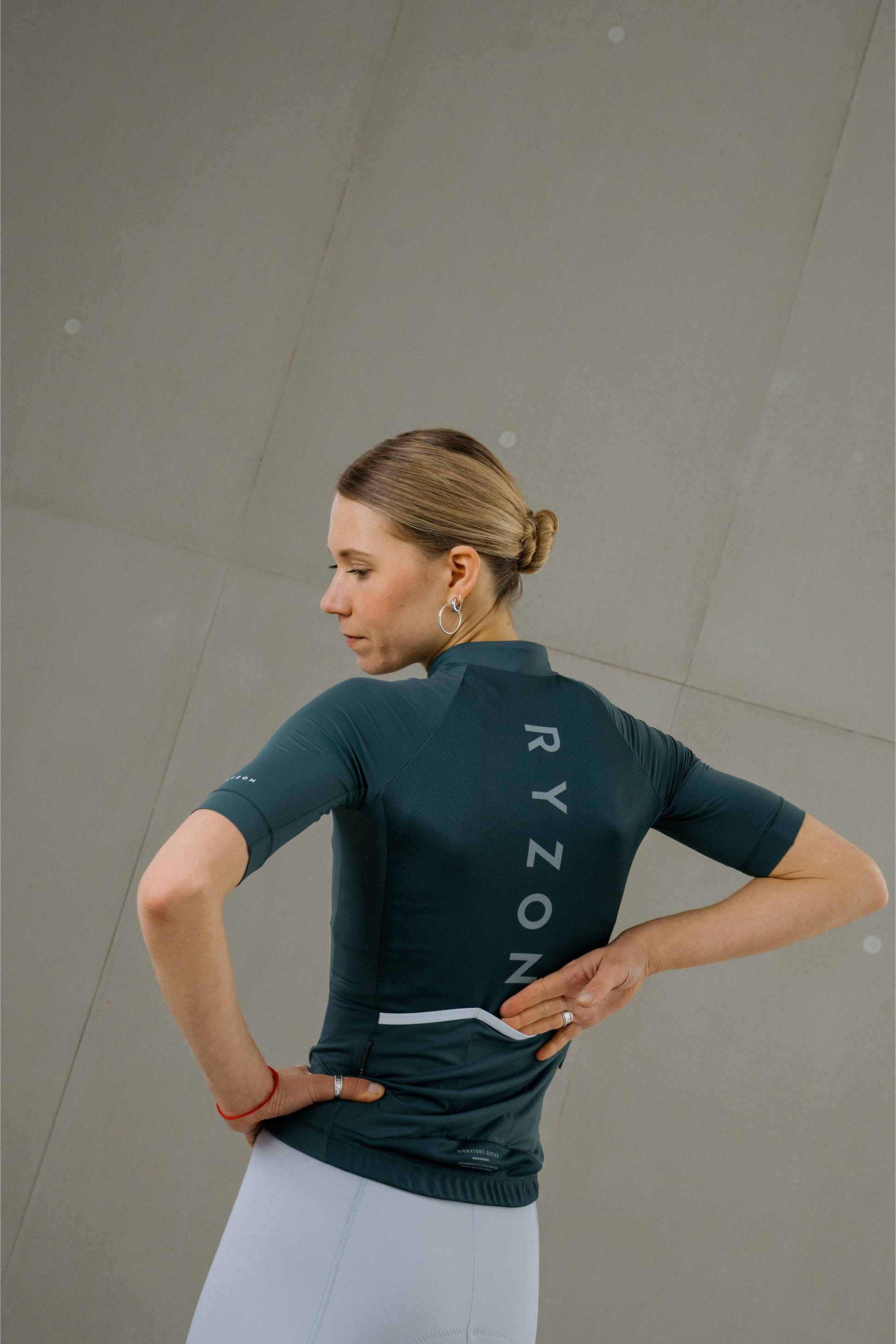 Signature Cycling Jersey Women 1st Generation