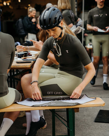 Lookbook Off Grid Cycling Cargo Bib Shorts Women 2nd Generation 10