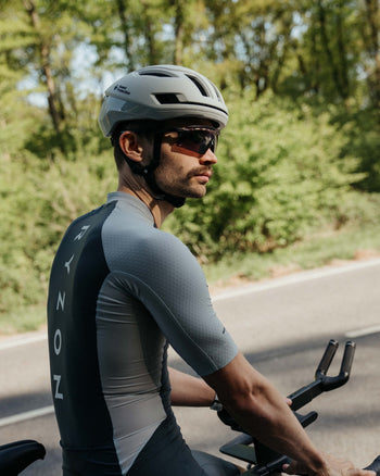 Lookbook Myth Triathlon Aero Sleeve Suit Men 1st Generation 23