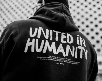Lookbook Rhythm Unisex Hooded Sweater United in Humanity 8